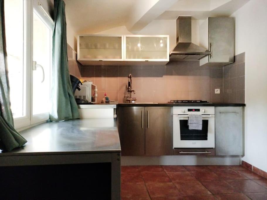 Apartamento Superbe T3 Avec Terrasse En Plein Coeur Du Centre Historique Aix-en-Provence Exterior foto